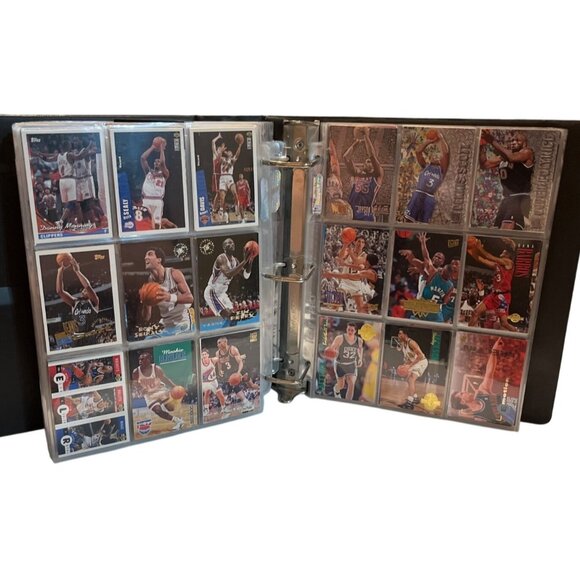 VTG Card Binder w/ Assorted Basketball & Hockey Cards, approx 609 cards - Picture 10 of 13